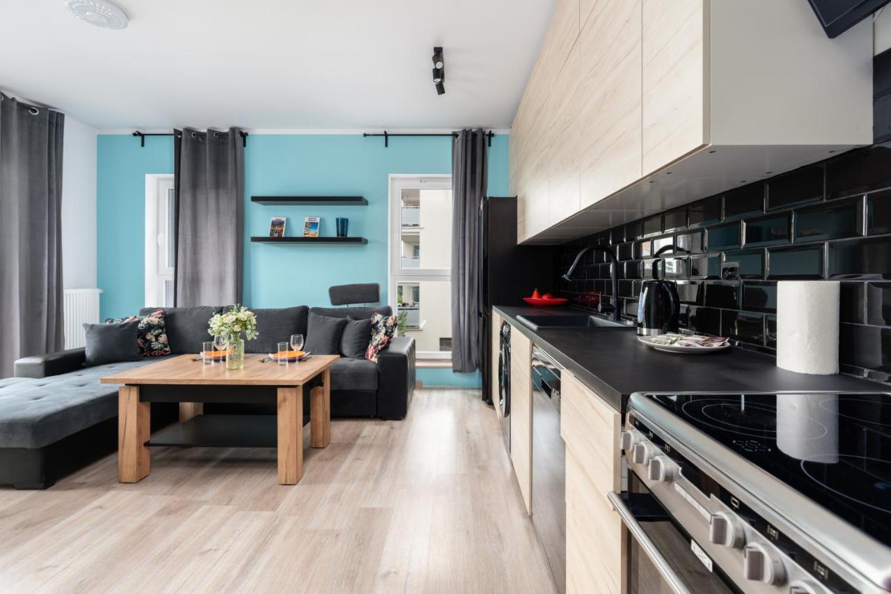 Modern Apartment With Balcony & Free Garage Poznan By Noclegi Renters Exterior photo